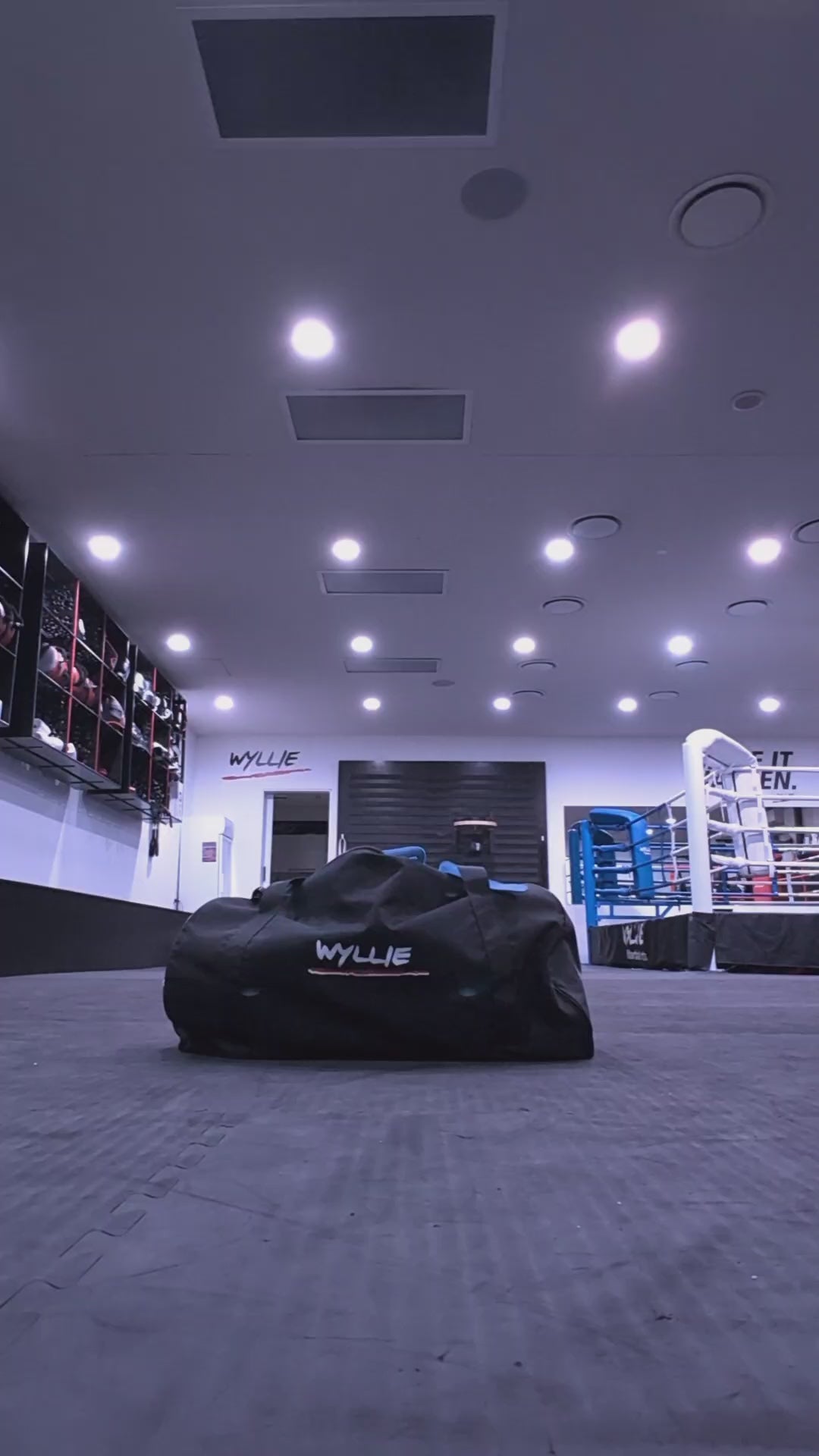 WYLLIE Duffle Bag – All Black
